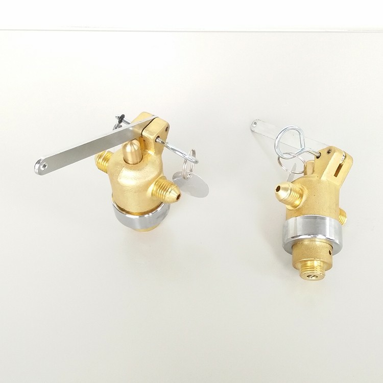 Head valve of heptafluoropropane pipeline network