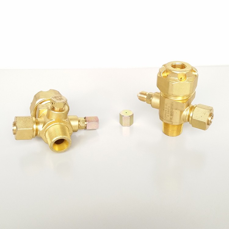 Heptafluoropropane drive bottle container valve